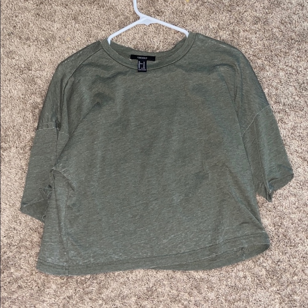 flowy green top